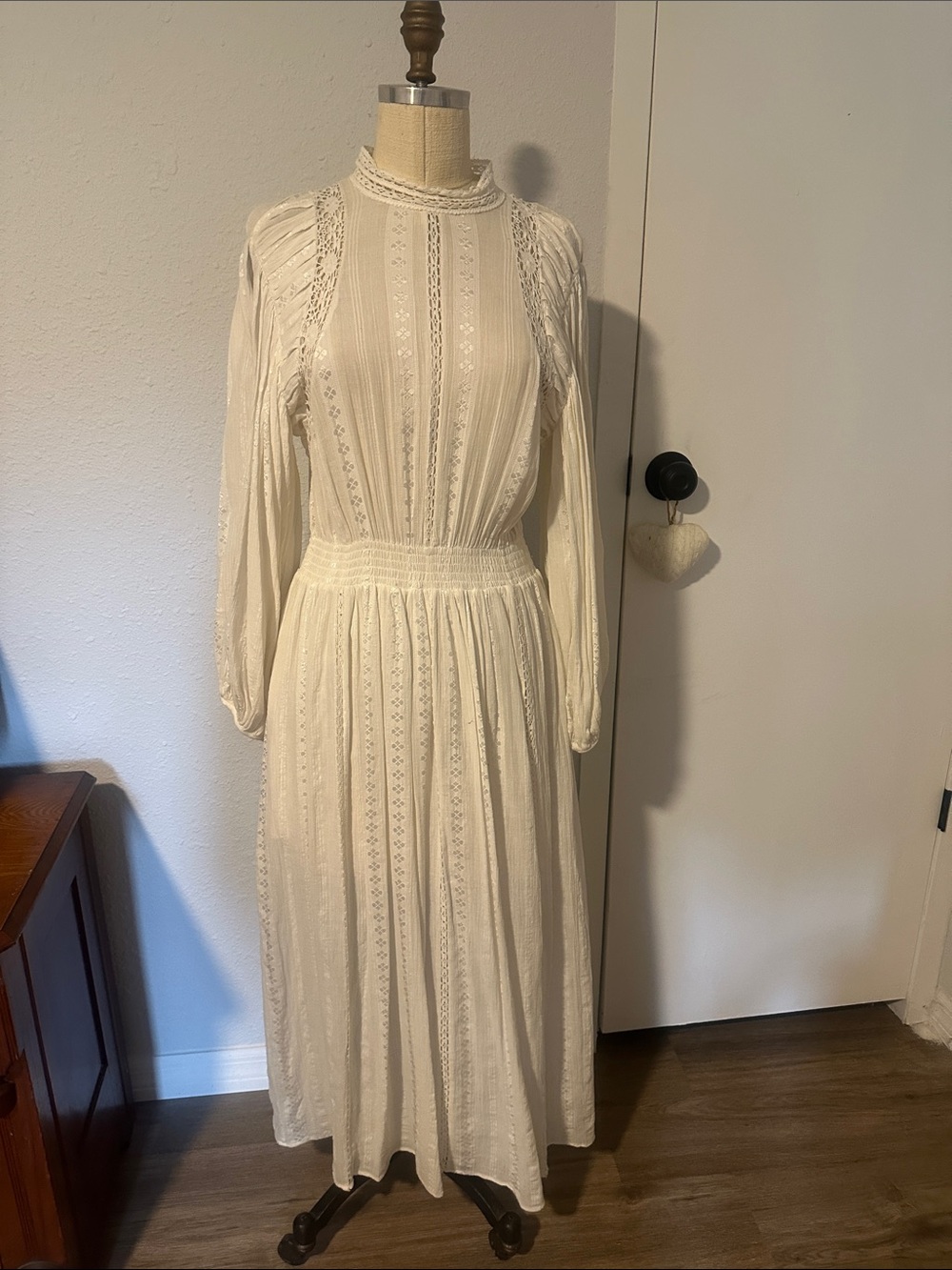 Isabel Marant Long-Sleeve white Lace-Trim long Dress